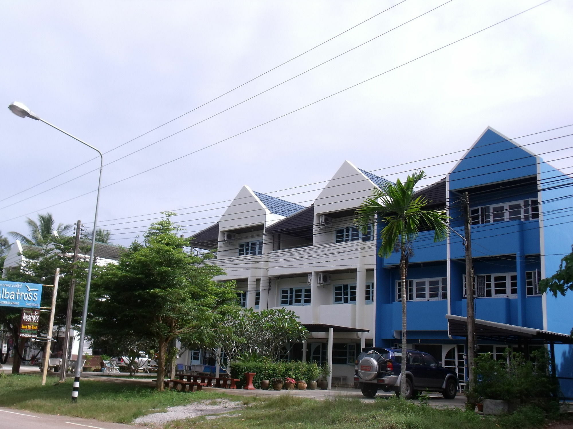 Albatross Guesthouse @ Thungwualaen Beach Pathiu Extérieur photo